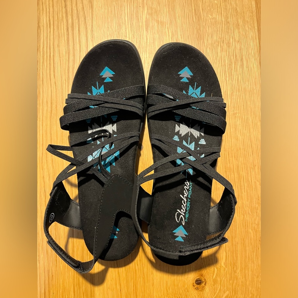 Reggae Slim takes two size 10